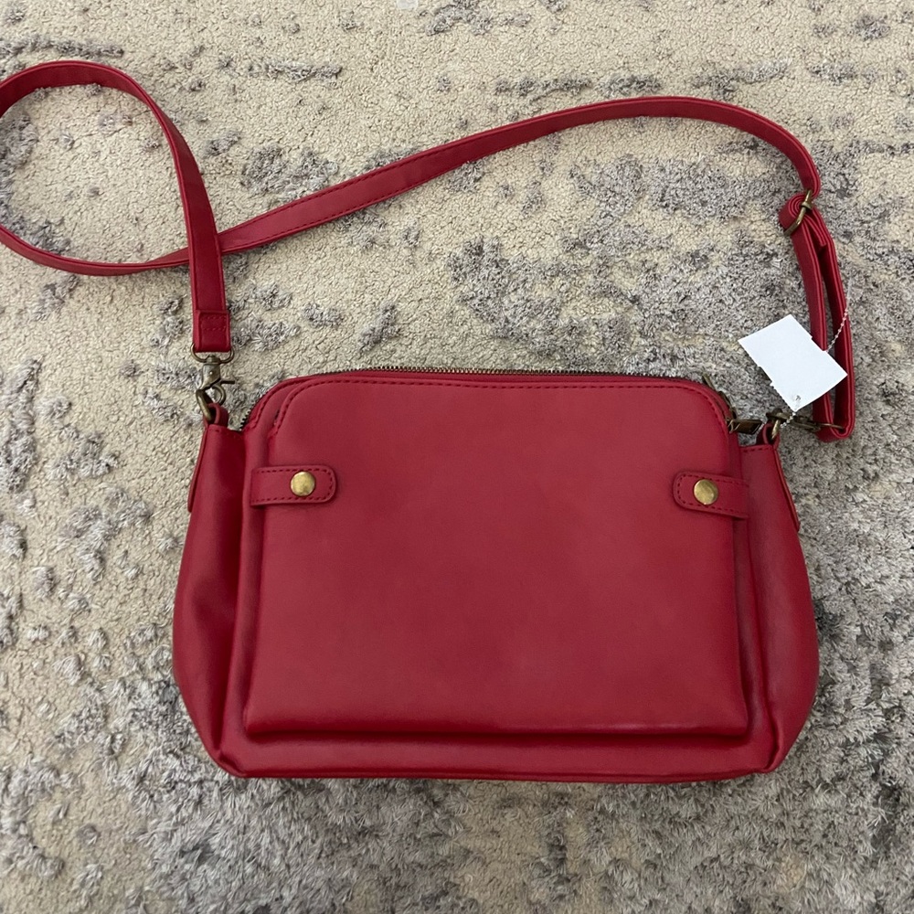 gently used Guang Tong Red Handbag